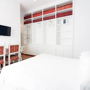 Duomo Charme Apartment Milan