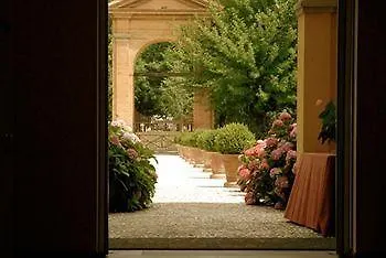 Villa Aretusi Болонья 3*,  Италия